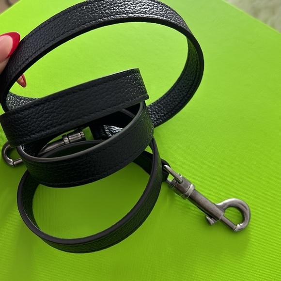 Authentic Celine cross body strap. - Picture 4 of 4